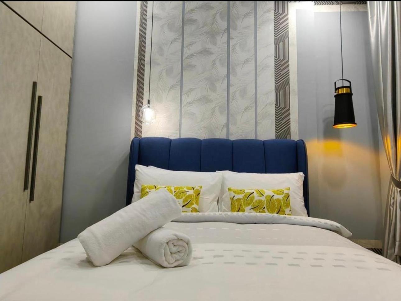 Eaton Service Apartment At Klcc Kuala Lumpur Exterior photo